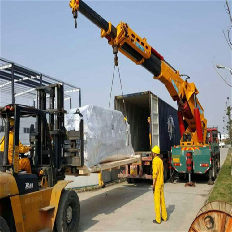 金堂吊车租赁价格、流程、安全标准全解析，快速解决施工难题