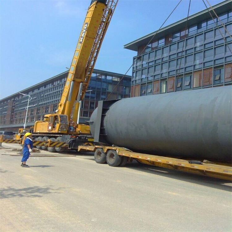 金堂大型吊装作业